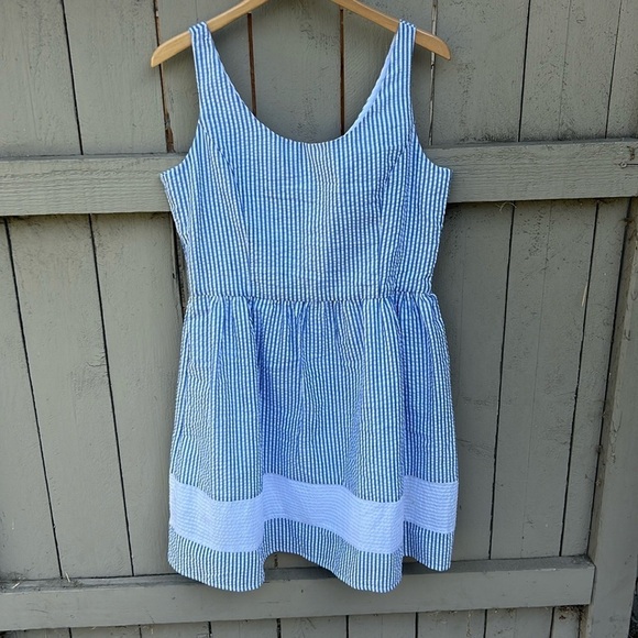 Duffield Lane Blue and White Striped Dress Nautical Preppy Summer Vacation Beach - Picture 1 of 7